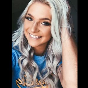 Meet your Posher, Alissa